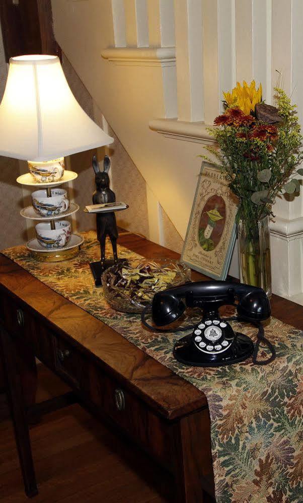 The Jabberwock Bed & Breakfast Monterey Exteriér fotografie