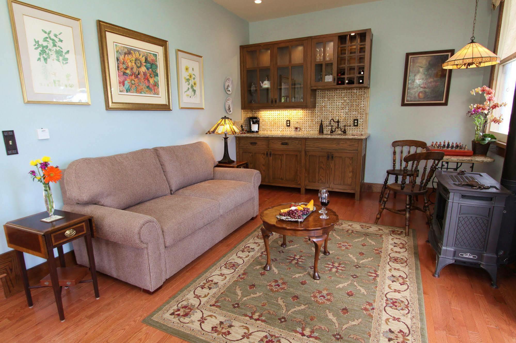 The Jabberwock Bed & Breakfast Monterey Exteriér fotografie